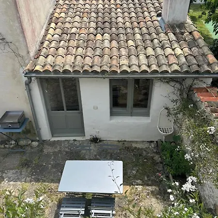 Casa de Férias Le Chant Des Venelles - Maison & Son Annexe *